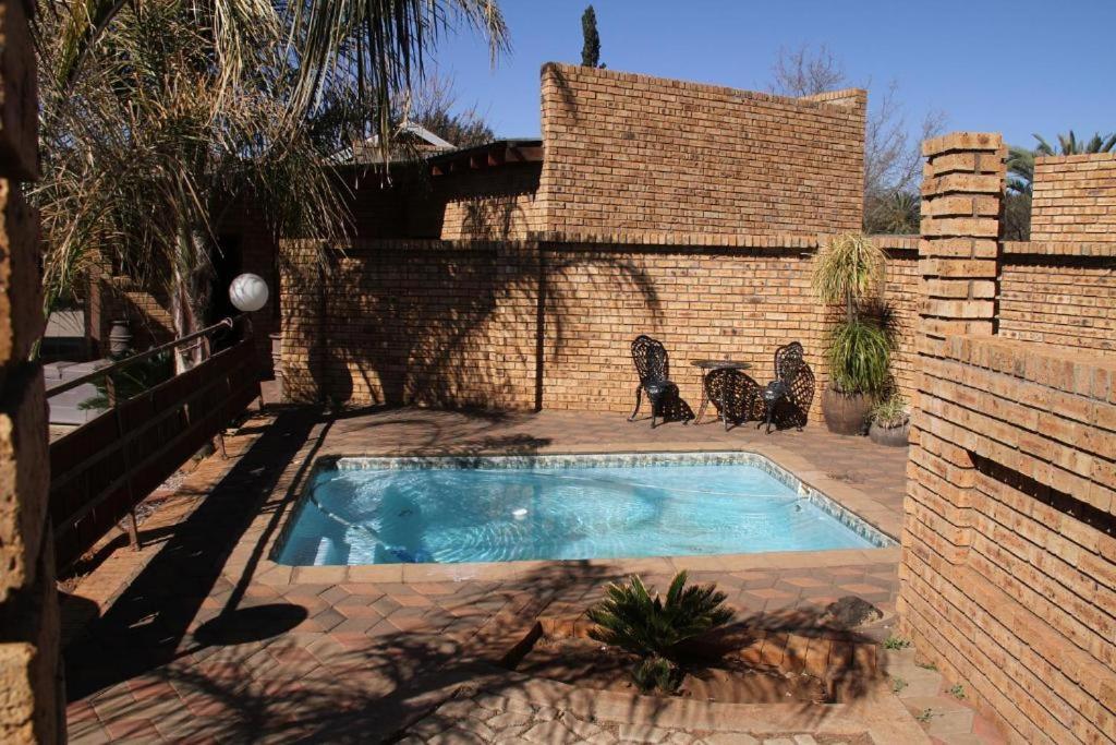 Kuruman Inn Exterior photo